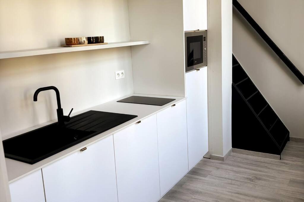 Apartamento Au Cabinet Childeric Tournai Exterior foto